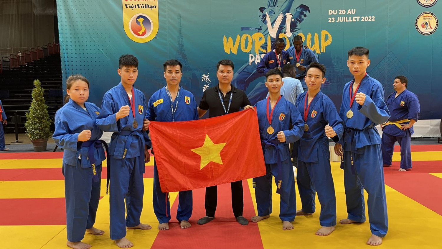 ĐOÀN VOVINAM - VIỆT VÕ ĐẠO GẶP GỠ ĐẠI SỨ VIỆT NAM TẠI PHÁP.